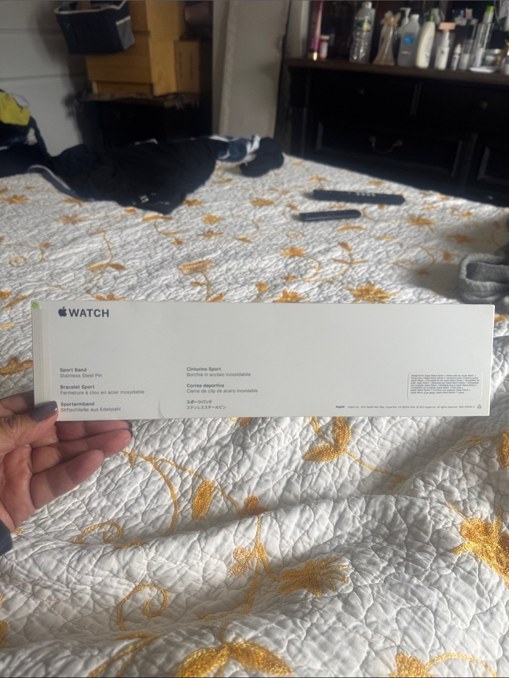 Apple White Sport Band Packaging